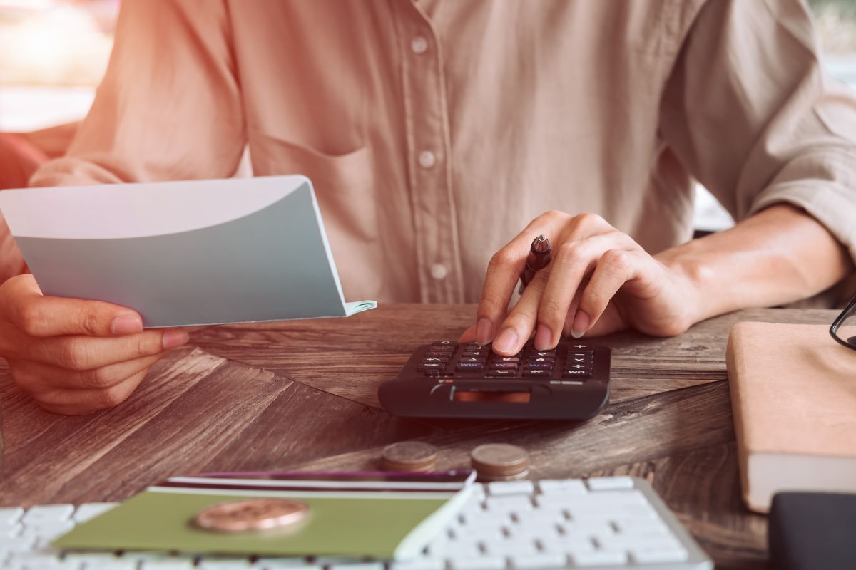 Simple Tools to Calculate Budget and Boost Savings
