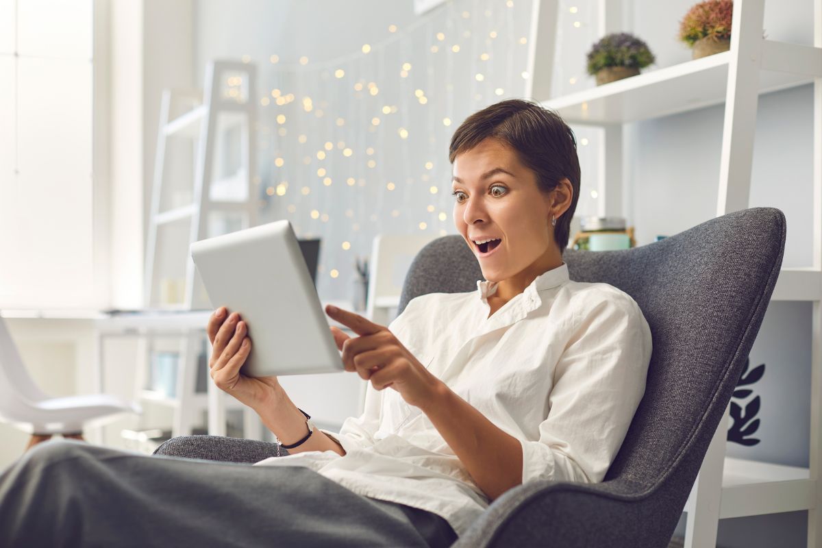 How to Use Coupons and Discounts Effectively